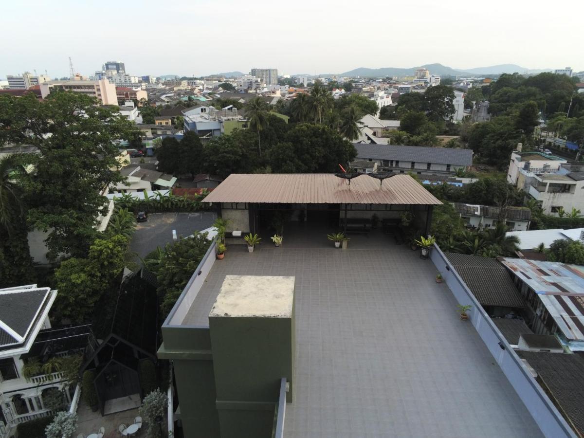 Ritsurin Boutique Hotel - โรงแรมริทสุริน บูติค Phuket Екстериор снимка