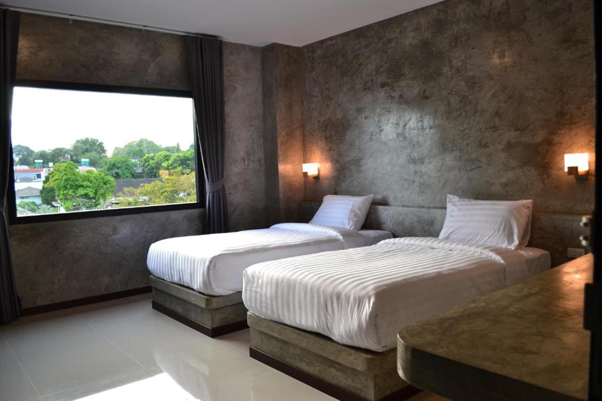 Ritsurin Boutique Hotel - โรงแรมริทสุริน บูติค Phuket Екстериор снимка
